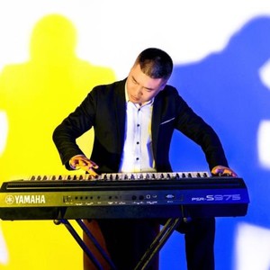 琴有独钟42资料,琴有独钟42最新歌曲,琴有独钟42MV视频,琴有独钟42音乐专辑,琴有独钟42好听的歌