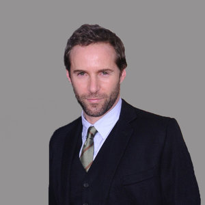 Alessandro Nivola