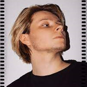 Aleksi Kaunisvesi资料,Aleksi Kaunisvesi最新歌曲,Aleksi KaunisvesiMV视频,Aleksi Kaunisvesi音乐专辑,Aleksi Kaunisvesi好听的歌