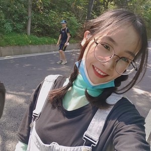 梁晓资料,梁晓最新歌曲,梁晓MV视频,梁晓音乐专辑,梁晓好听的歌
