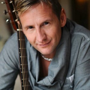 Martin Smith资料,Martin Smith最新歌曲,Martin SmithMV视频,Martin Smith音乐专辑,Martin Smith好听的歌