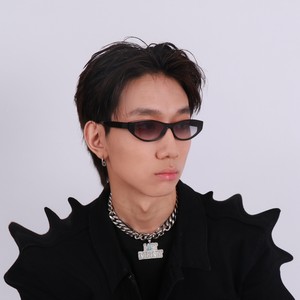 Dazzle曹轩资料,Dazzle曹轩最新歌曲,Dazzle曹轩MV视频,Dazzle曹轩音乐专辑,Dazzle曹轩好听的歌