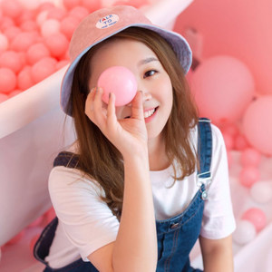 卢柳芸Yedda资料,卢柳芸Yedda最新歌曲,卢柳芸YeddaMV视频,卢柳芸Yedda音乐专辑,卢柳芸Yedda好听的歌