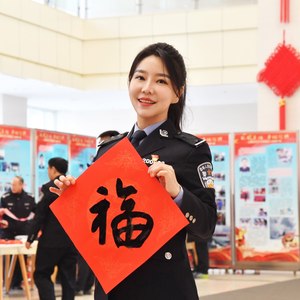 屈晓丹资料,屈晓丹最新歌曲,屈晓丹MV视频,屈晓丹音乐专辑,屈晓丹好听的歌