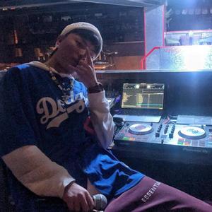 ZE资料,ZE最新歌曲,ZEMV视频,ZE音乐专辑,ZE好听的歌