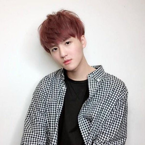 许凯皓资料,许凯皓最新歌曲,许凯皓MV视频,许凯皓音乐专辑,许凯皓好听的歌