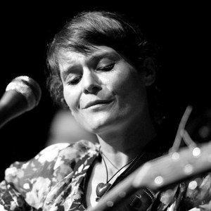 Sophie Barker资料,Sophie Barker最新歌曲,Sophie BarkerMV视频,Sophie Barker音乐专辑,Sophie Barker好听的歌