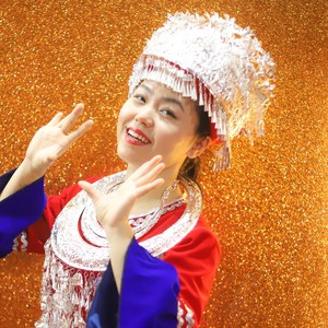 周瑶资料,周瑶最新歌曲,周瑶MV视频,周瑶音乐专辑,周瑶好听的歌