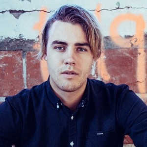 Hein Cooper资料,Hein Cooper最新歌曲,Hein CooperMV视频,Hein Cooper音乐专辑,Hein Cooper好听的歌