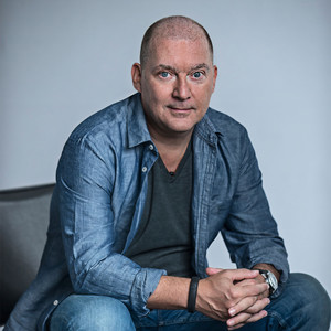 Bobby Ljunggren资料,Bobby Ljunggren最新歌曲,Bobby LjunggrenMV视频,Bobby Ljunggren音乐专辑,Bobby Ljunggren好听的歌