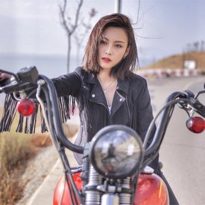 尚语贤资料,尚语贤最新歌曲,尚语贤MV视频,尚语贤音乐专辑,尚语贤好听的歌