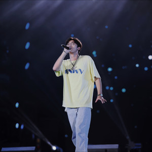 钟别资料,钟别最新歌曲,钟别MV视频,钟别音乐专辑,钟别好听的歌