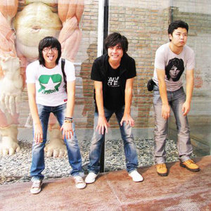 太阳雨乐团资料,太阳雨乐团最新歌曲,太阳雨乐团MV视频,太阳雨乐团音乐专辑,太阳雨乐团好听的歌