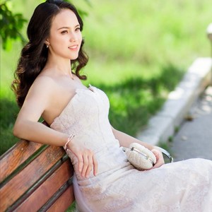 予薇薇资料,予薇薇最新歌曲,予薇薇MV视频,予薇薇音乐专辑,予薇薇好听的歌