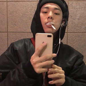 危卢资料,危卢最新歌曲,危卢MV视频,危卢音乐专辑,危卢好听的歌