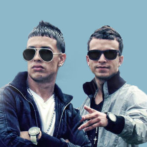 Axcel Y Andrew资料,Axcel Y Andrew最新歌曲,Axcel Y AndrewMV视频,Axcel Y Andrew音乐专辑,Axcel Y Andrew好听的歌