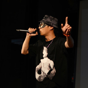 YoungBlud资料,YoungBlud最新歌曲,YoungBludMV视频,YoungBlud音乐专辑,YoungBlud好听的歌