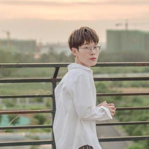 杨竹资料,杨竹最新歌曲,杨竹MV视频,杨竹音乐专辑,杨竹好听的歌