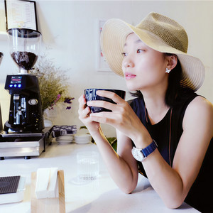 黄华资料,黄华最新歌曲,黄华MV视频,黄华音乐专辑,黄华好听的歌