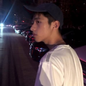 易谋资料,易谋最新歌曲,易谋MV视频,易谋音乐专辑,易谋好听的歌