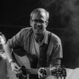 Jesús Viñas资料,Jesús Viñas最新歌曲,Jesús ViñasMV视频,Jesús Viñas音乐专辑,Jesús Viñas好听的歌