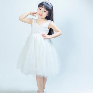 李诗滢资料,李诗滢最新歌曲,李诗滢MV视频,李诗滢音乐专辑,李诗滢好听的歌