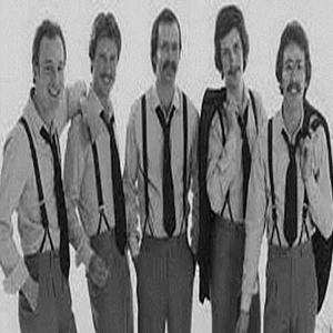 Footloose资料,Footloose最新歌曲,FootlooseMV视频,Footloose音乐专辑,Footloose好听的歌