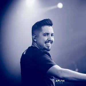 Victor Piaz资料,Victor Piaz最新歌曲,Victor PiazMV视频,Victor Piaz音乐专辑,Victor Piaz好听的歌