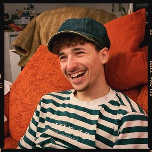 Max Margolis资料,Max Margolis最新歌曲,Max MargolisMV视频,Max Margolis音乐专辑,Max Margolis好听的歌