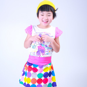 刘沁伊资料,刘沁伊最新歌曲,刘沁伊MV视频,刘沁伊音乐专辑,刘沁伊好听的歌