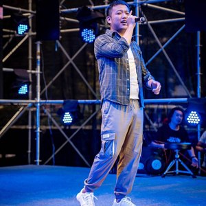 李顺资料,李顺最新歌曲,李顺MV视频,李顺音乐专辑,李顺好听的歌