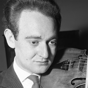 Desmond Bradley资料,Desmond Bradley最新歌曲,Desmond BradleyMV视频,Desmond Bradley音乐专辑,Desmond Bradley好听的歌