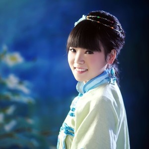 逸路茶花资料,逸路茶花最新歌曲,逸路茶花MV视频,逸路茶花音乐专辑,逸路茶花好听的歌