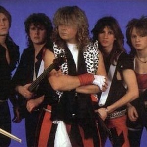 220 Volt资料,220 Volt最新歌曲,220 VoltMV视频,220 Volt音乐专辑,220 Volt好听的歌