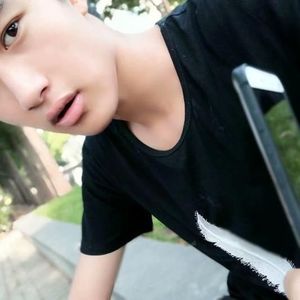 陈梦阳资料,陈梦阳最新歌曲,陈梦阳MV视频,陈梦阳音乐专辑,陈梦阳好听的歌