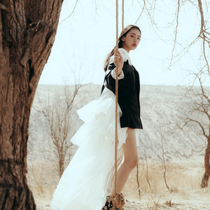 彭必瑶资料,彭必瑶最新歌曲,彭必瑶MV视频,彭必瑶音乐专辑,彭必瑶好听的歌