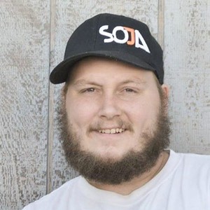 Josh Heinrichs资料,Josh Heinrichs最新歌曲,Josh HeinrichsMV视频,Josh Heinrichs音乐专辑,Josh Heinrichs好听的歌