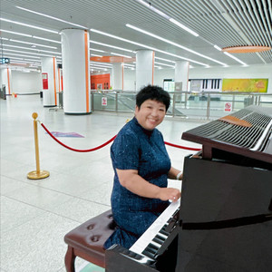 梁吉坤资料,梁吉坤最新歌曲,梁吉坤MV视频,梁吉坤音乐专辑,梁吉坤好听的歌