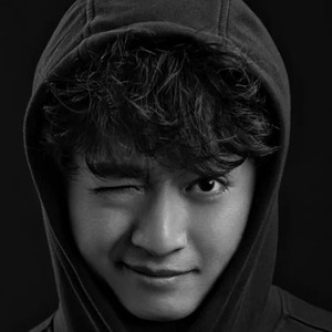 甘凌飞 - หรูเหอ