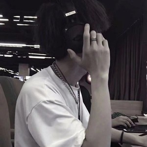 六少飞资料,六少飞最新歌曲,六少飞MV视频,六少飞音乐专辑,六少飞好听的歌