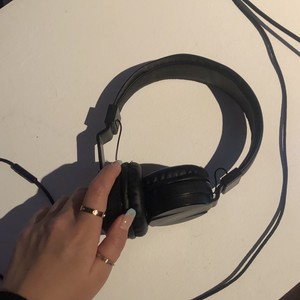 全智甜甜资料,全智甜甜最新歌曲,全智甜甜MV视频,全智甜甜音乐专辑,全智甜甜好听的歌