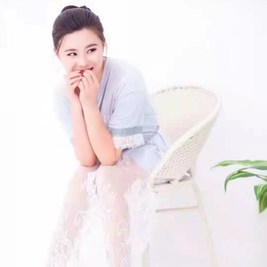 恰逢你风华正茂-李乐乐