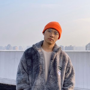 李伦资料,李伦最新歌曲,李伦MV视频,李伦音乐专辑,李伦好听的歌