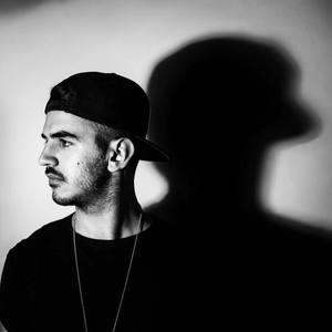 Emanuele Rada资料,Emanuele Rada最新歌曲,Emanuele RadaMV视频,Emanuele Rada音乐专辑,Emanuele Rada好听的歌