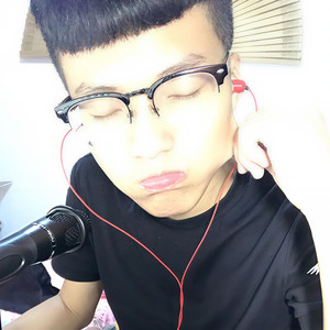 MC诗颜笑资料,MC诗颜笑最新歌曲,MC诗颜笑MV视频,MC诗颜笑音乐专辑,MC诗颜笑好听的歌