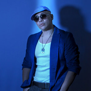 Roger Ortega资料,Roger Ortega最新歌曲,Roger OrtegaMV视频,Roger Ortega音乐专辑,Roger Ortega好听的歌