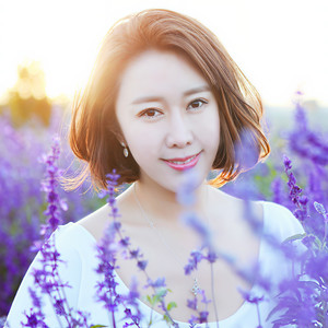 热娜资料,热娜最新歌曲,热娜MV视频,热娜音乐专辑,热娜好听的歌