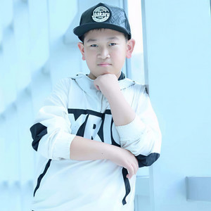 让梦飞翔 (伴奏)