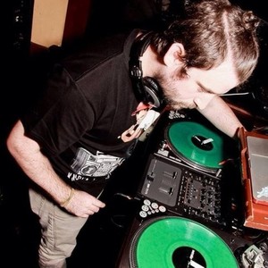 Mad Trips资料,Mad Trips最新歌曲,Mad TripsMV视频,Mad Trips音乐专辑,Mad Trips好听的歌