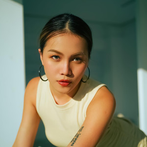 阿布丝・塔娜比玛资料,阿布丝・塔娜比玛最新歌曲,阿布丝・塔娜比玛MV视频,阿布丝・塔娜比玛音乐专辑,阿布丝・塔娜比玛好听的歌